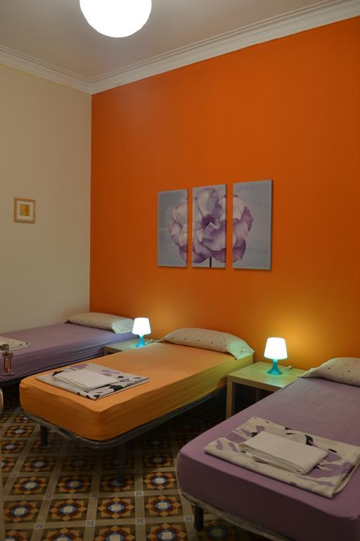 Blue Hostel 巴塞罗那 客房 照片
