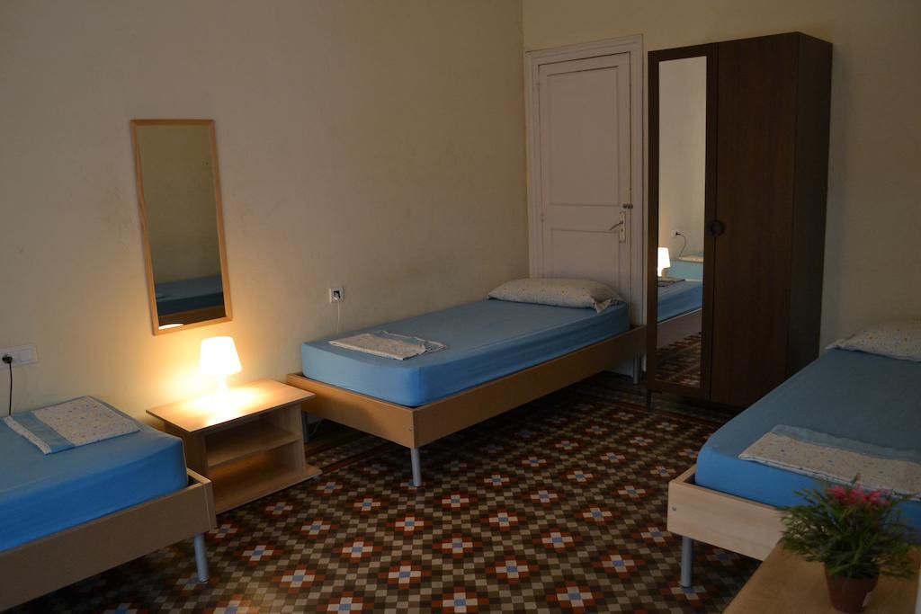 Blue Hostel 巴塞罗那 客房 照片